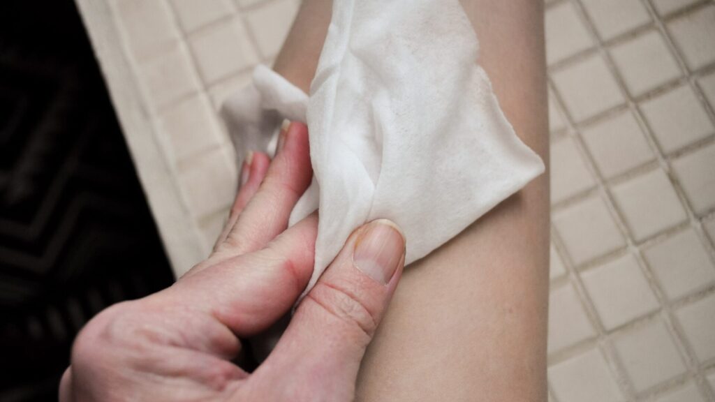 Waterwipes in use